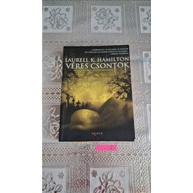  Laurell K. Hamilton Véres csontok - Anita Blake, vámpírvadász 5.