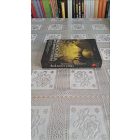 Laurell K. Hamilton Véres csontok - Anita Blake, vámpírvadász 5.