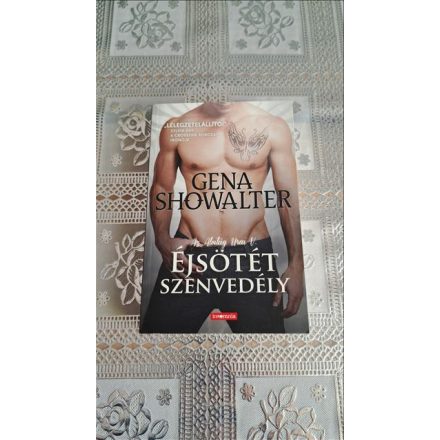 Gena Showalter Éjsötét szenvedély - Az Alvilág Urai V.