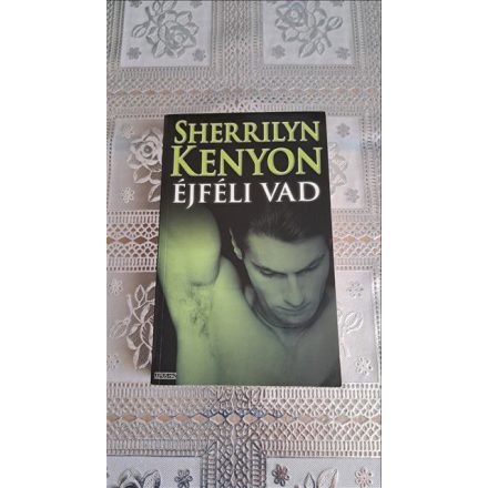 Sherrilyn Kenyon Éjféli vad (Sötét Vágyak Vadásza)