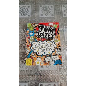 Liz Pichon (Többnyire) Zseniális ötletek - Tom Gates 4.