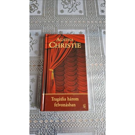 Agatha Christie Tragédia három felvonásban