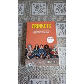 Smith, Kirsten Trinkets - Csecsebecsék