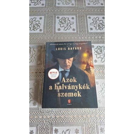 Louis Bayard Azok a halványkék szemek