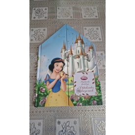 Disney Hófehérke kastélya - A titokzatos lábnyomok