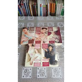   Stephanie Barron Jane Austen nyomoz sorozat 1-5. (Az udvarház rejtélye, A titokzatos tiszteletes, Egy boszorkány portréja, A hely szelleme, A szolgáló titka)