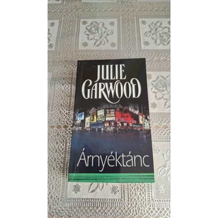 Julie Garwood Árnyéktánc