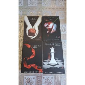   Stephenie Meyer: Twilight saga 1-4. Alkonyat,Újhold,Napfogyatkozás,Hajnalhasadás
