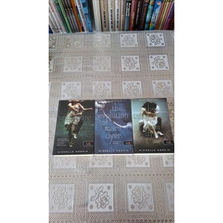 Michelle Hodkin Mara Dyer sorozat 1-3. (Mara Dyer eszmélése, Mara Dyer változása,Mara Dyer végzete)